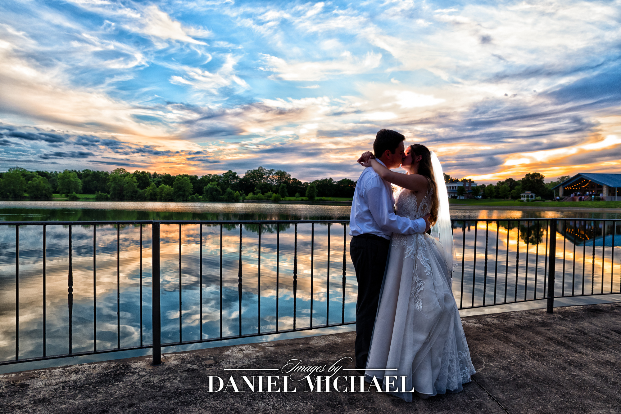 Lake Lyndsay Sunset Wedding Photographer